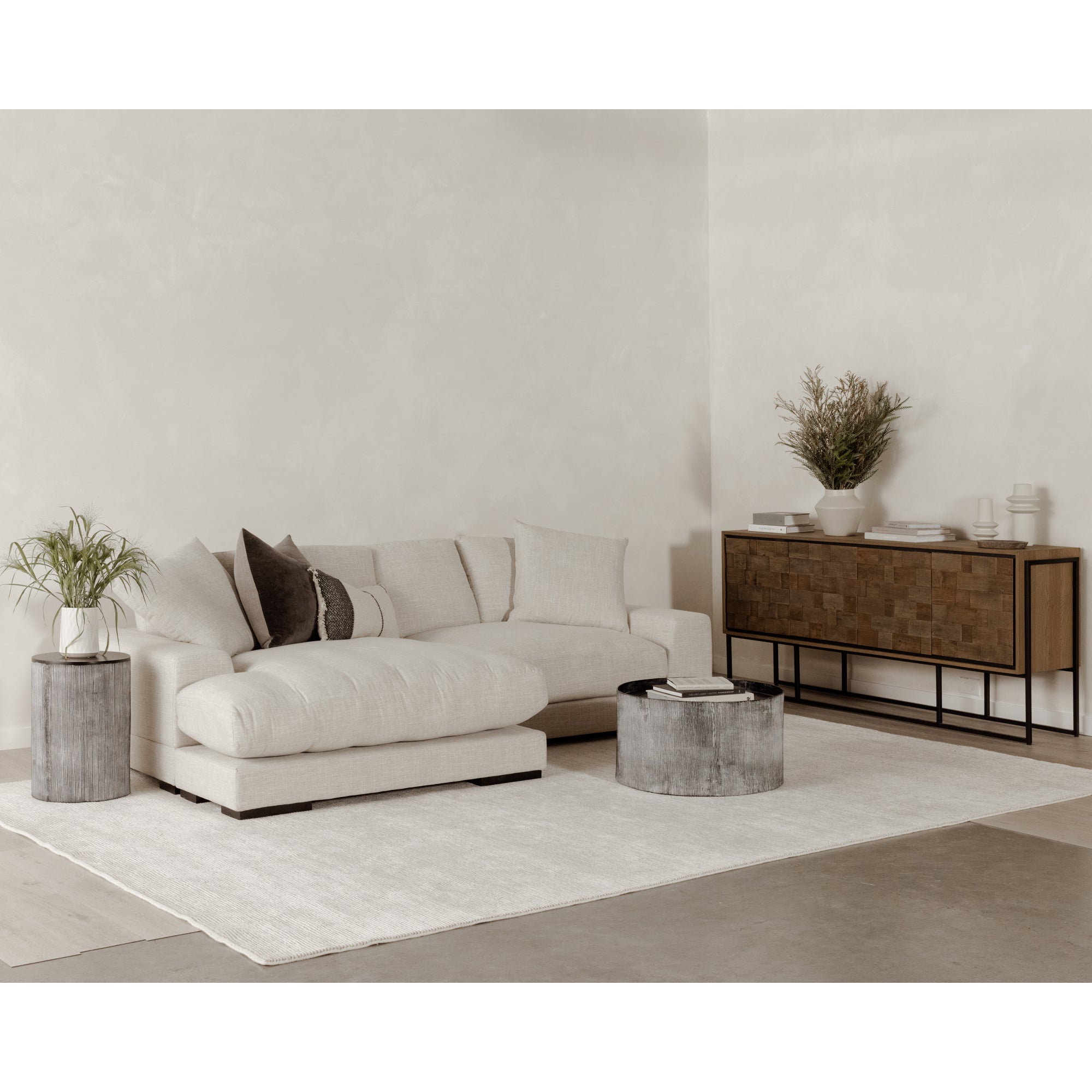 Plunge Sectional Sahara