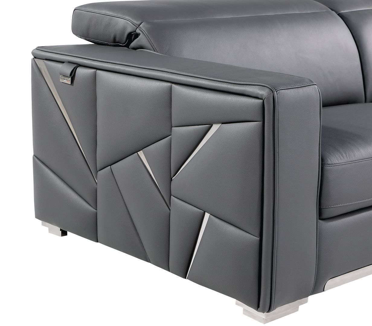 1120 Divanitalia Loveseat with Adjustable Headrest in Top-grain Italian Leather