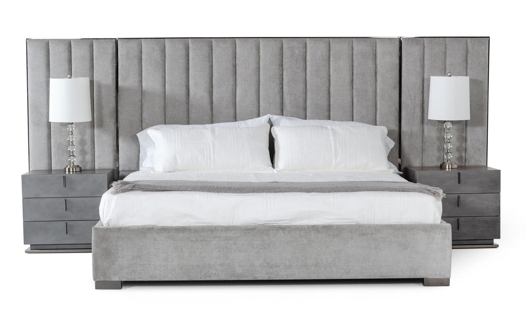 Queen Buckley - Grey & Black Stainless Steel Bedroom Set - Grey & Black Stainless Steel Bedroom Set