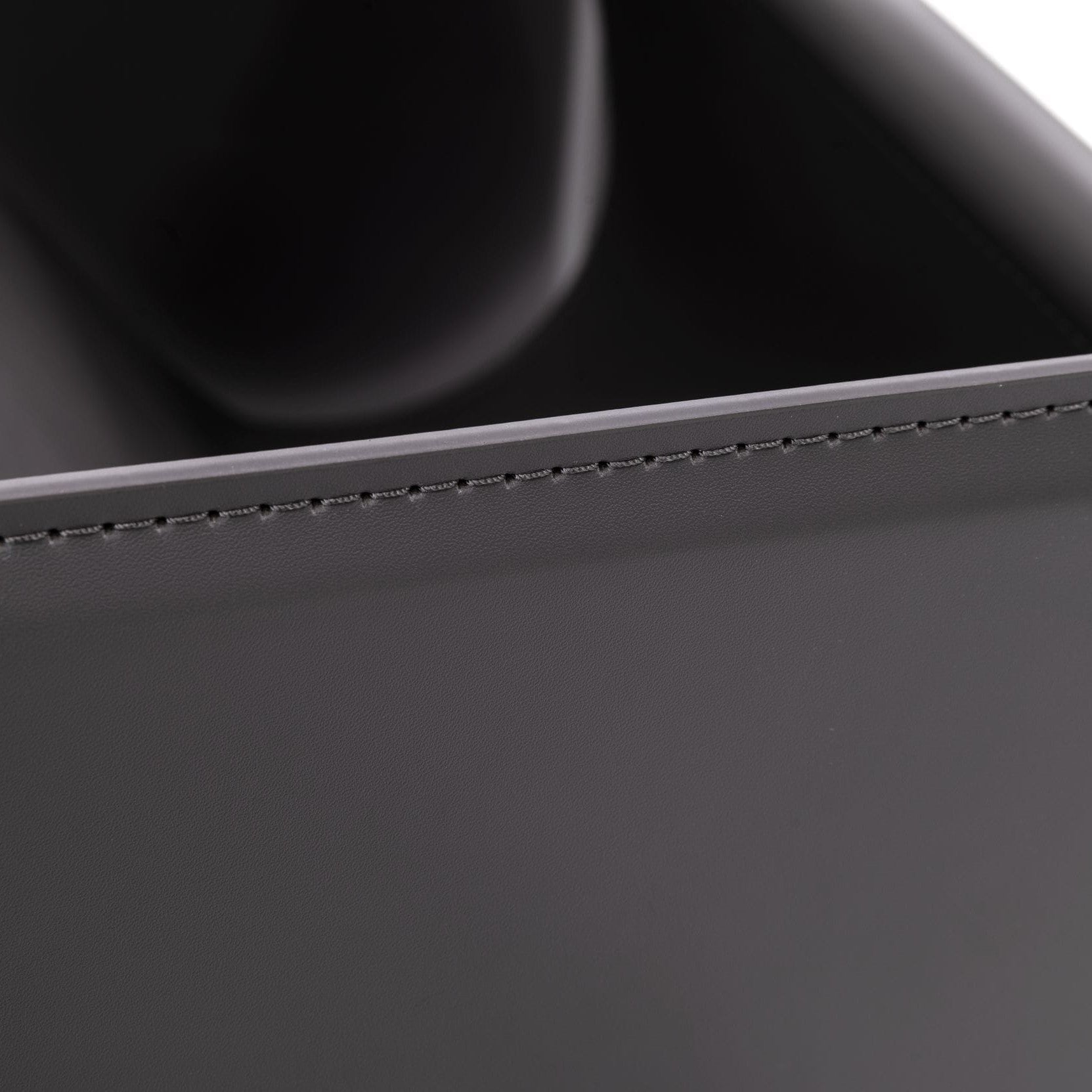 Uriah - Modern Grey Magazine Rack