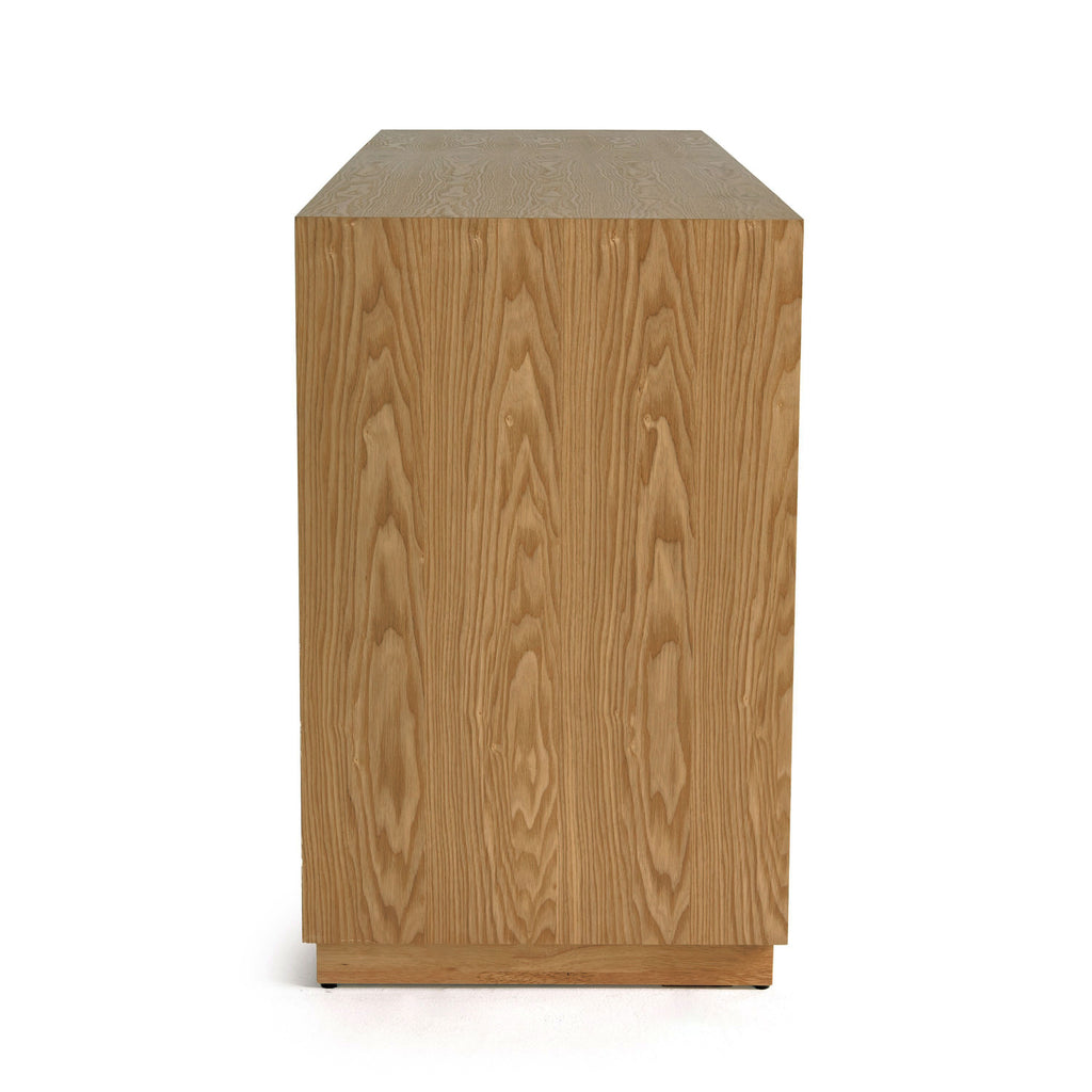 Santa Barbara - Modern Natural Dresser