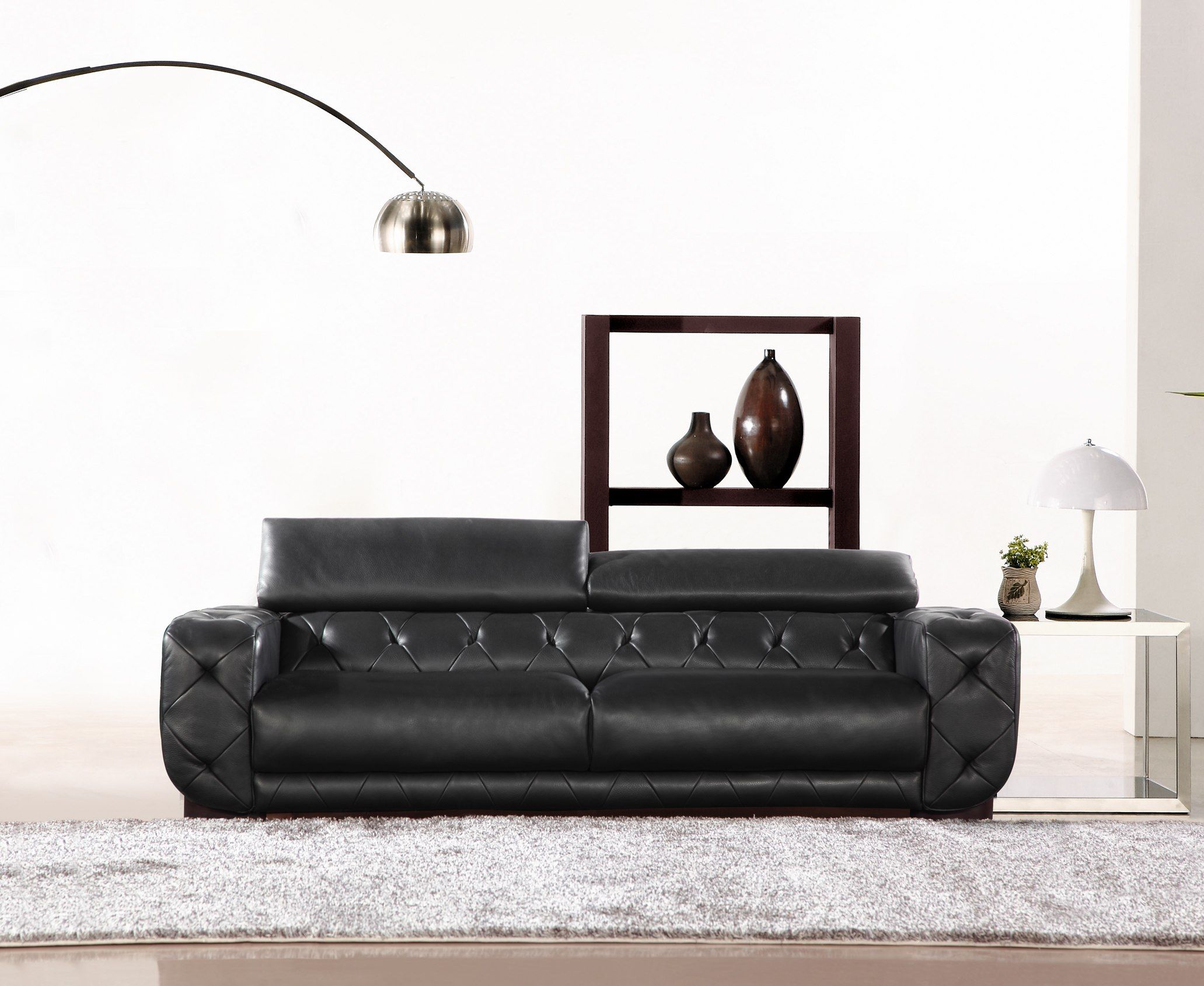 Nantes Black Italian Leather Tufted Loveseat