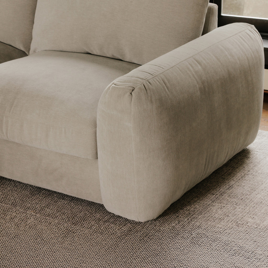Berga Sectional Right Pebble