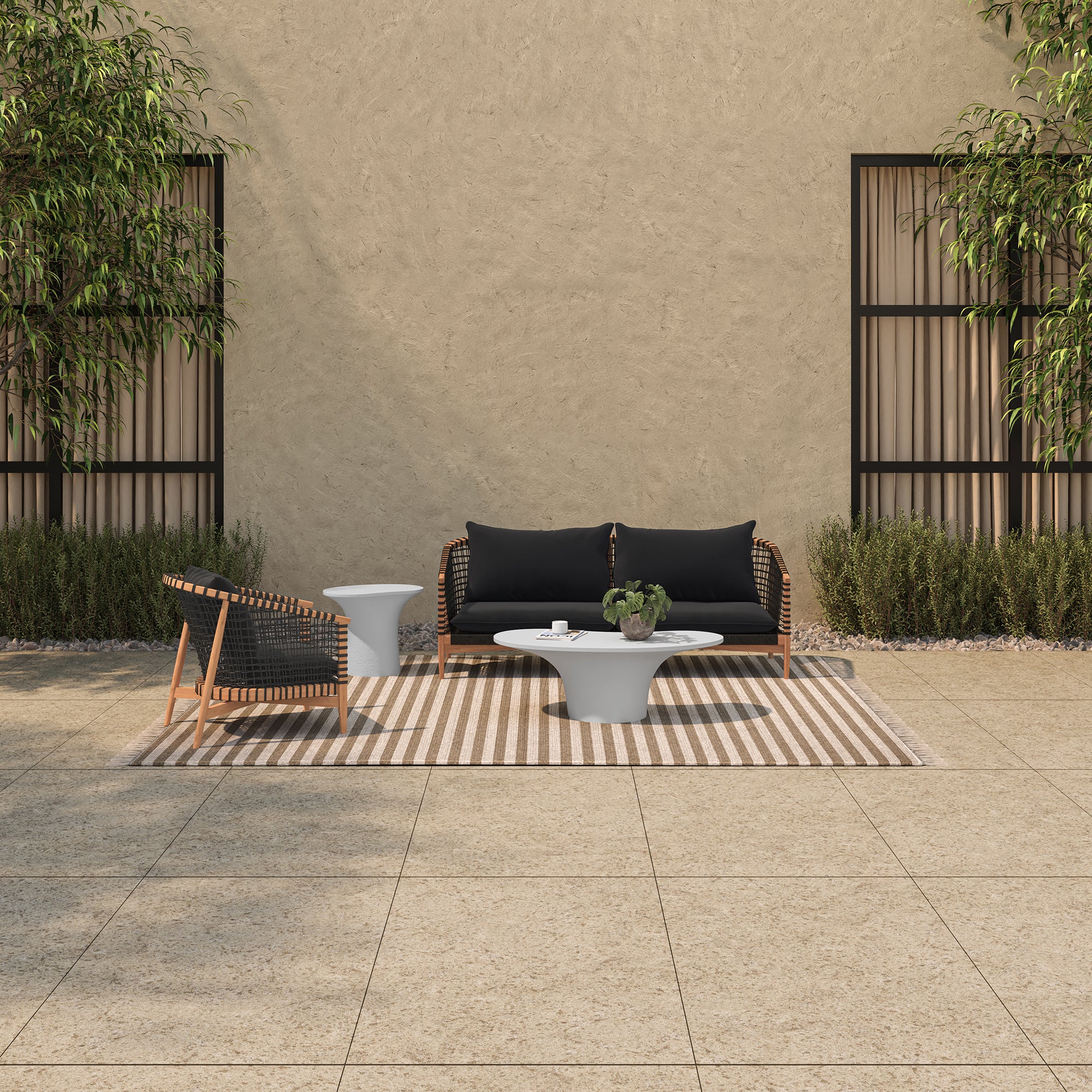 Kuna Outdoor Lounge Chair Black