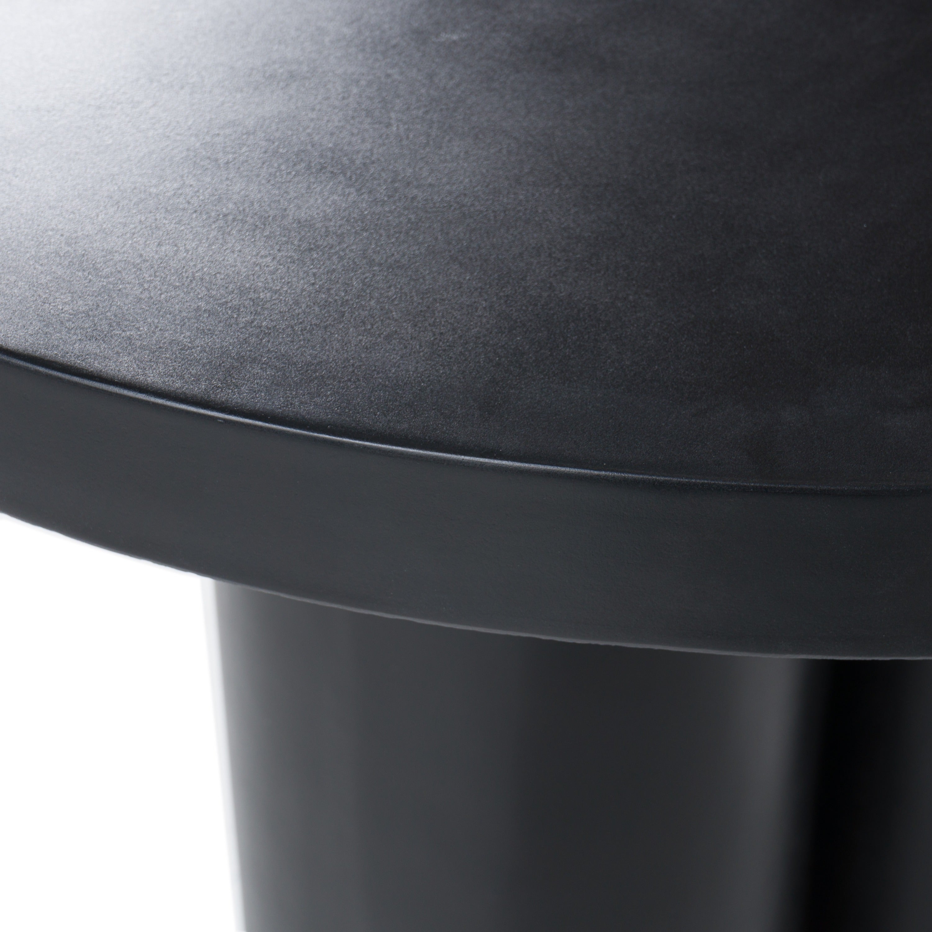 Bruni - Modern Concrete Round Dining Table