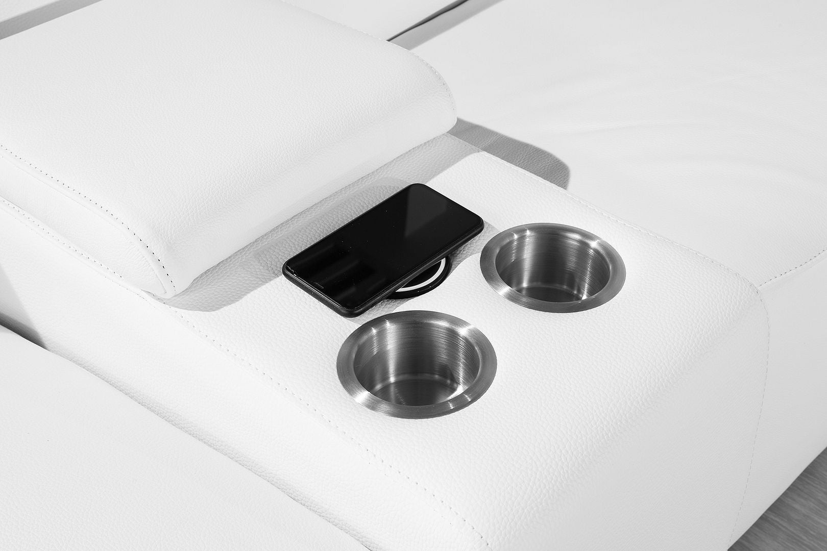 9762 Divanitalia 7-Piece L-Shaped Top Grain Italian Leather Sectional Sofa with 3 Power Recliners