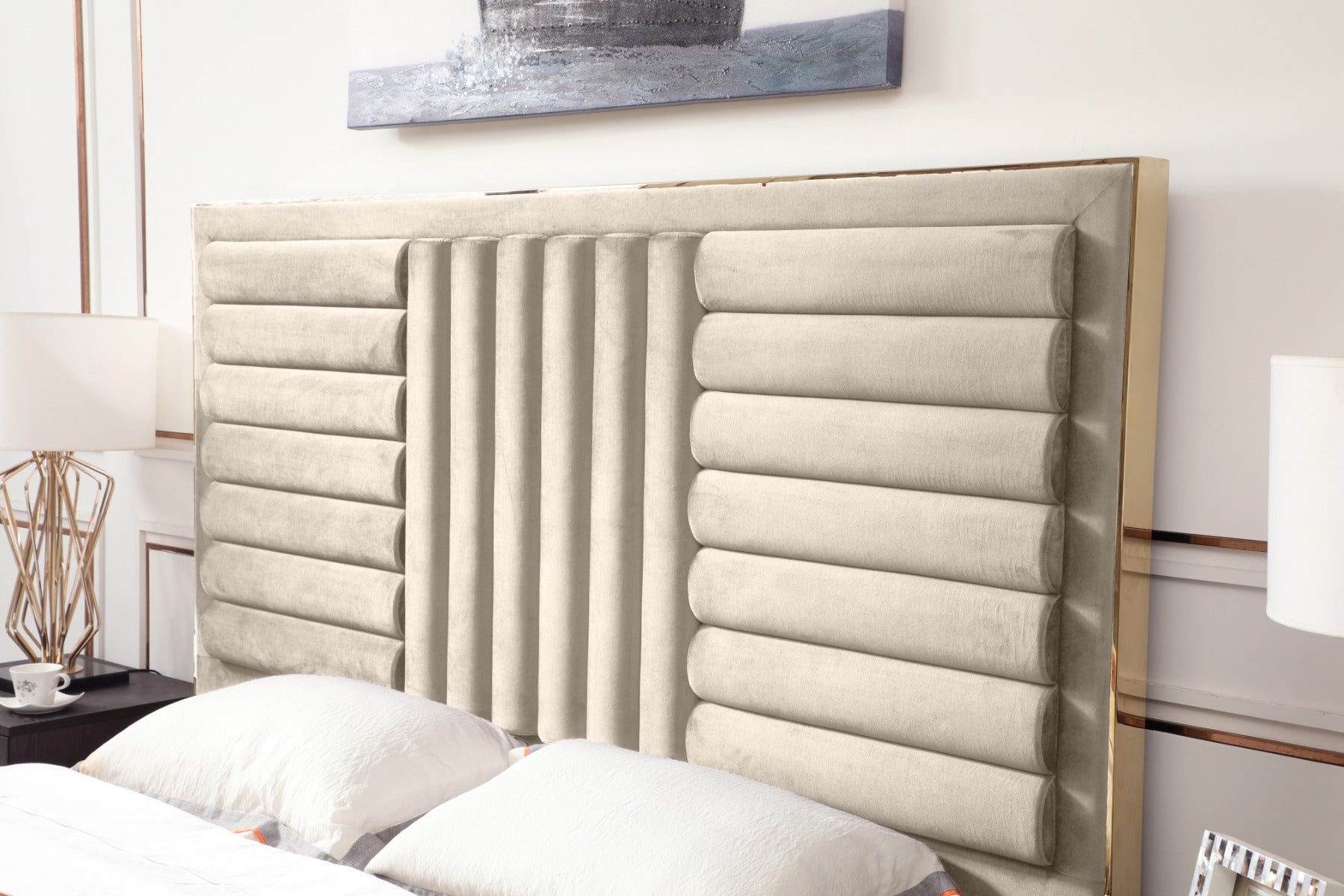 Daystar - Modern Beige Velvet & Gold Bed - Modern Beige Velvet & Gold Bed