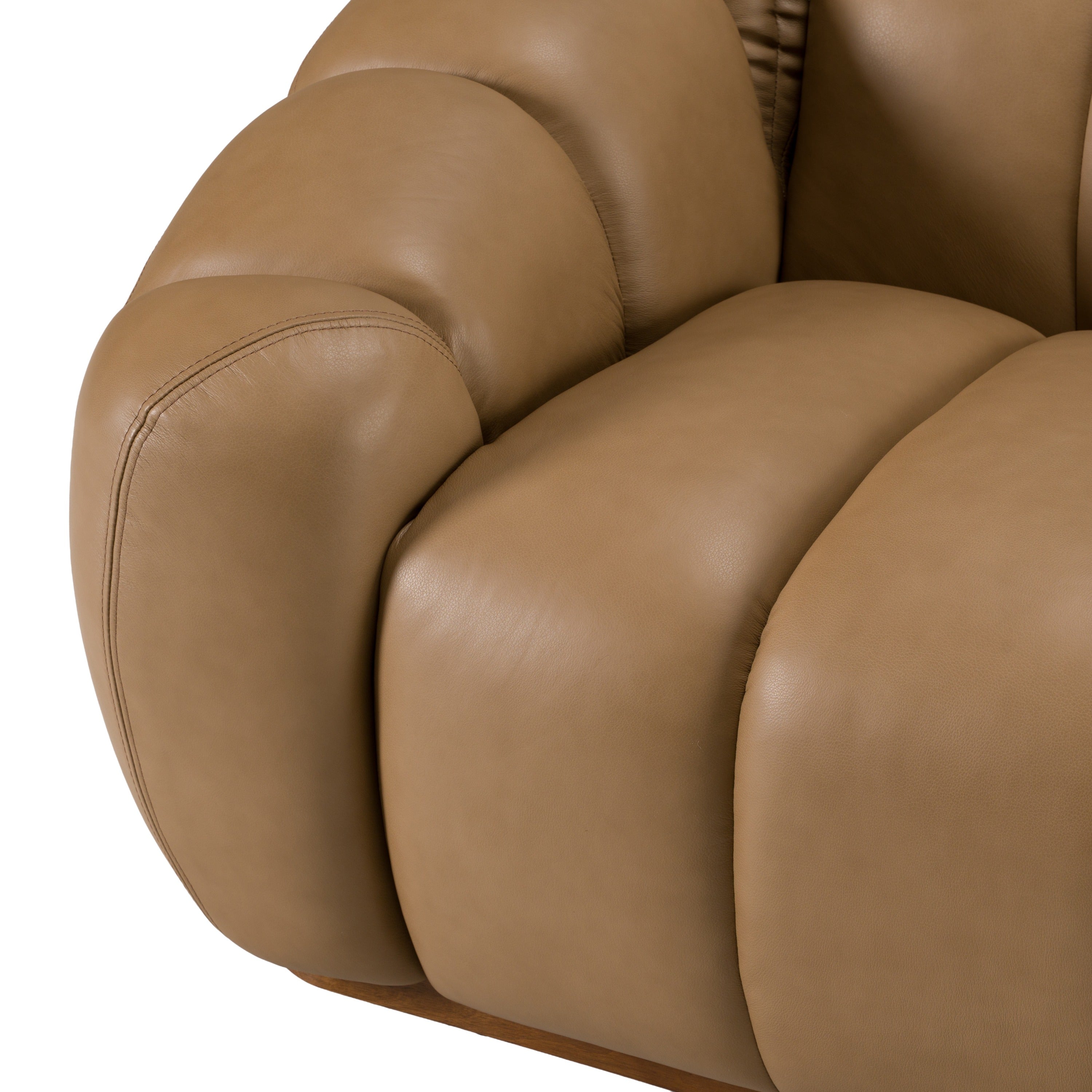 Ekwok - Modern Tan Leather Sofa