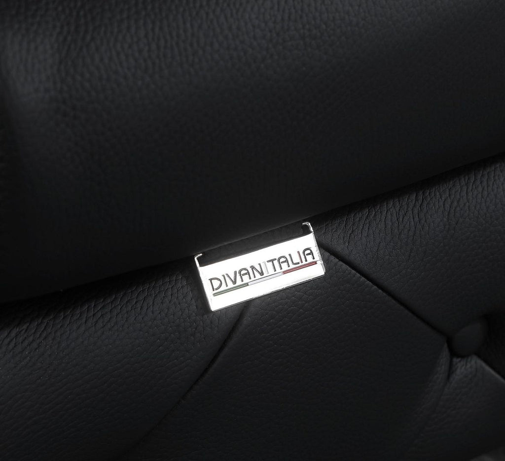 970 Divanitalia Loveseat in Top-grain Italian Leather