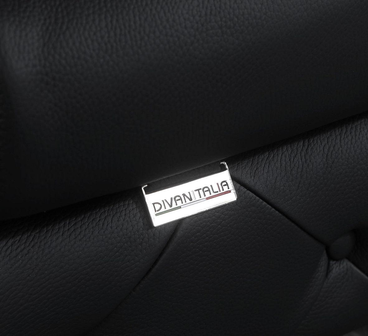 970 Divanitalia Loveseat in Top-grain Italian Leather