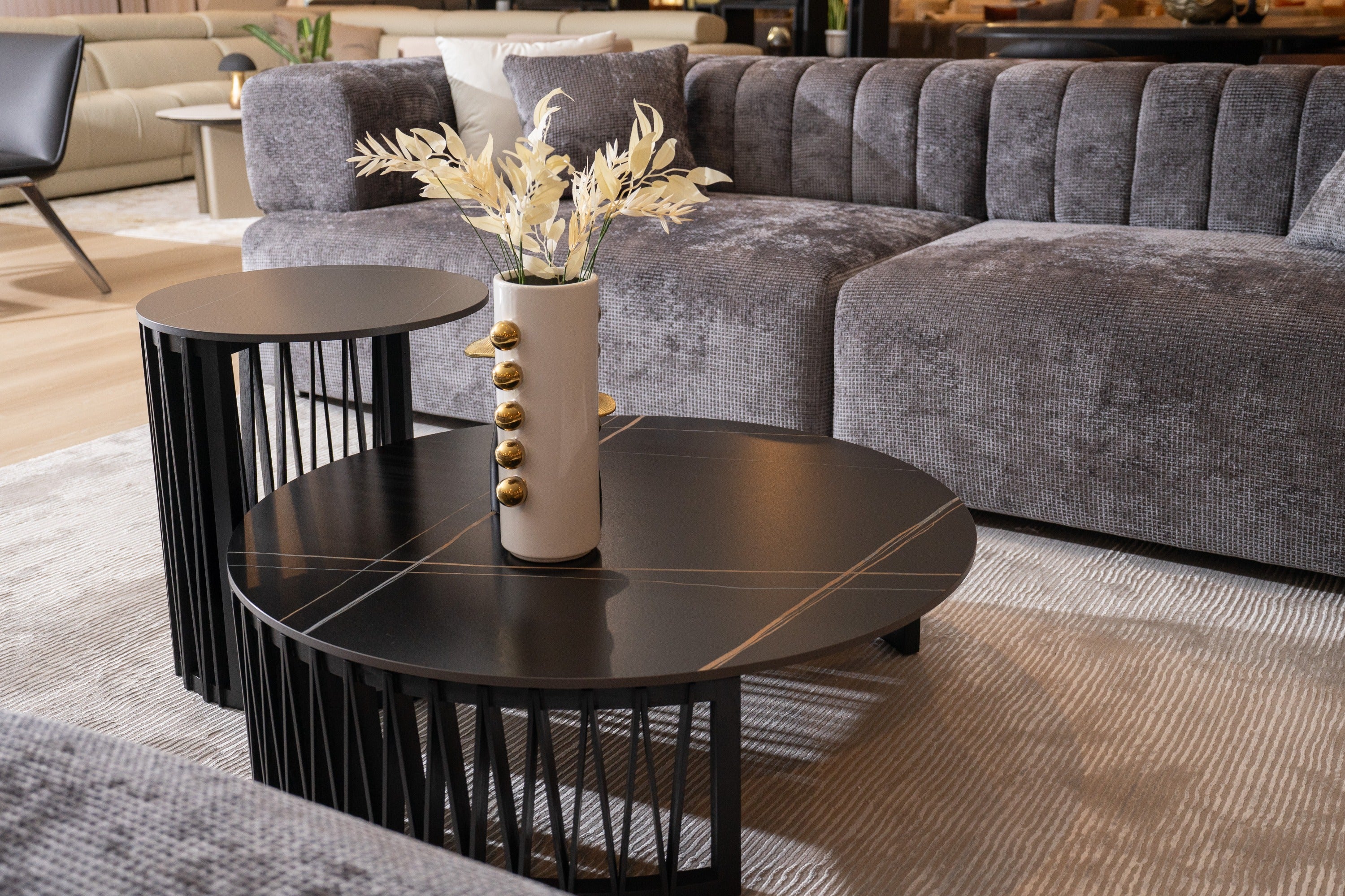 Larimer - Modern Round Coffee Table Set
