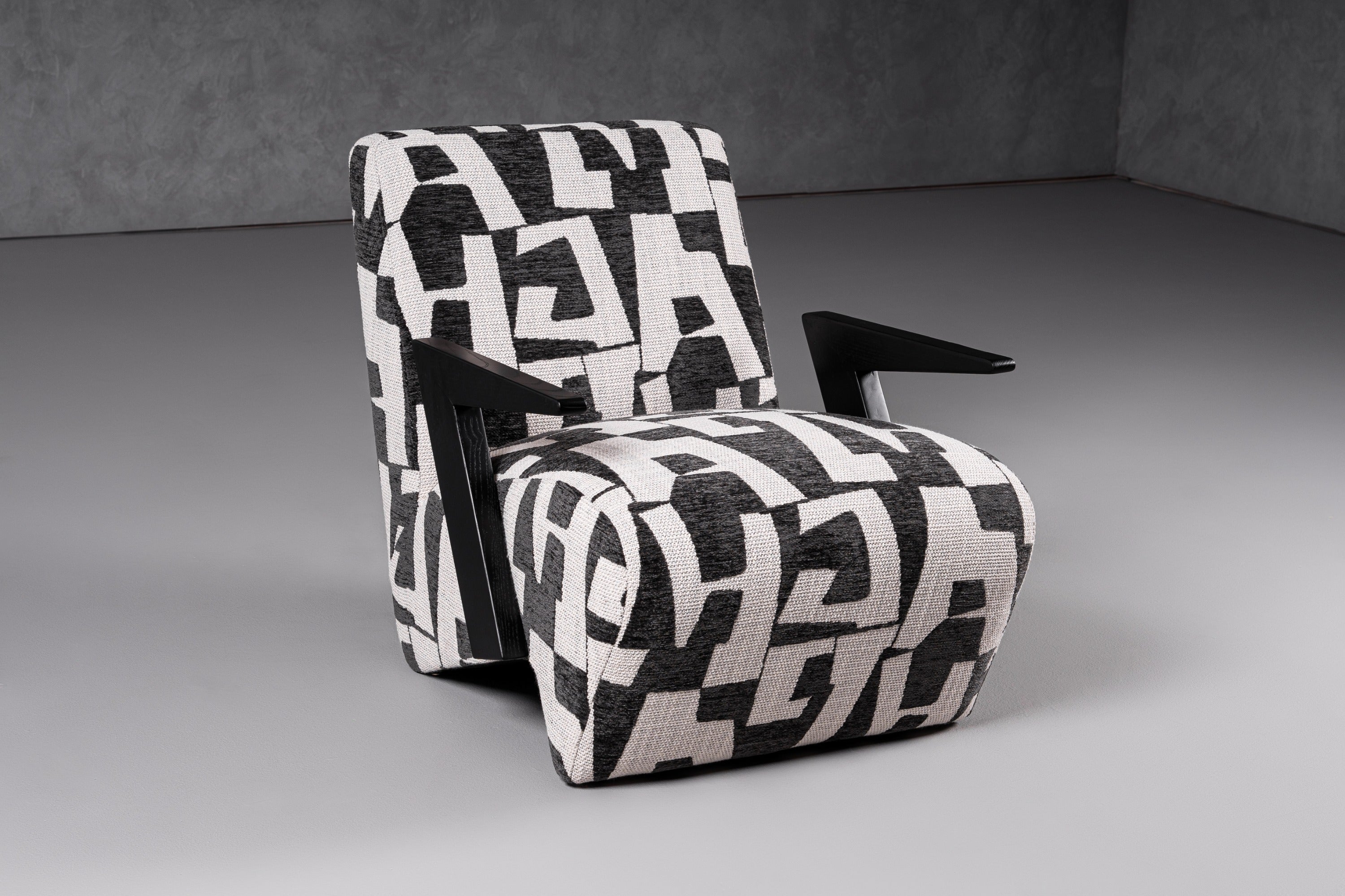Modrest Leana - Modern Black & White Fabric Accent Chair – Additional View