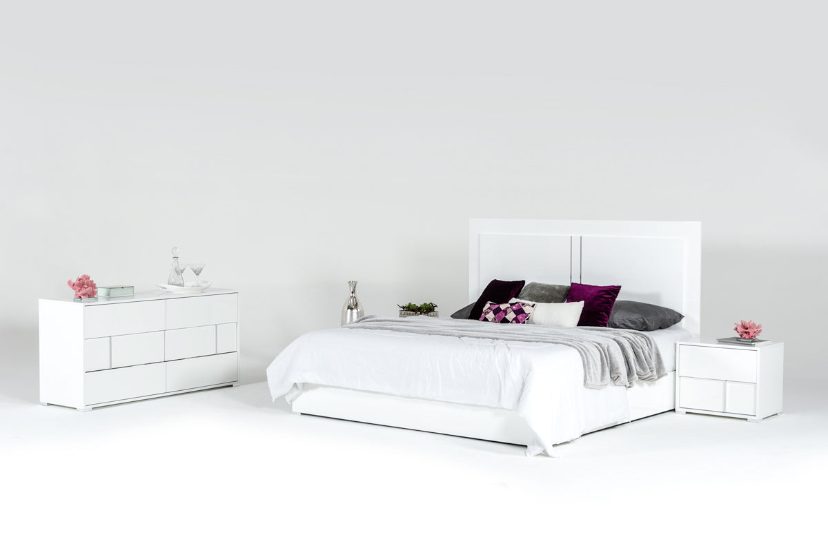"Full Size" Nicla Italian Modern White Bed