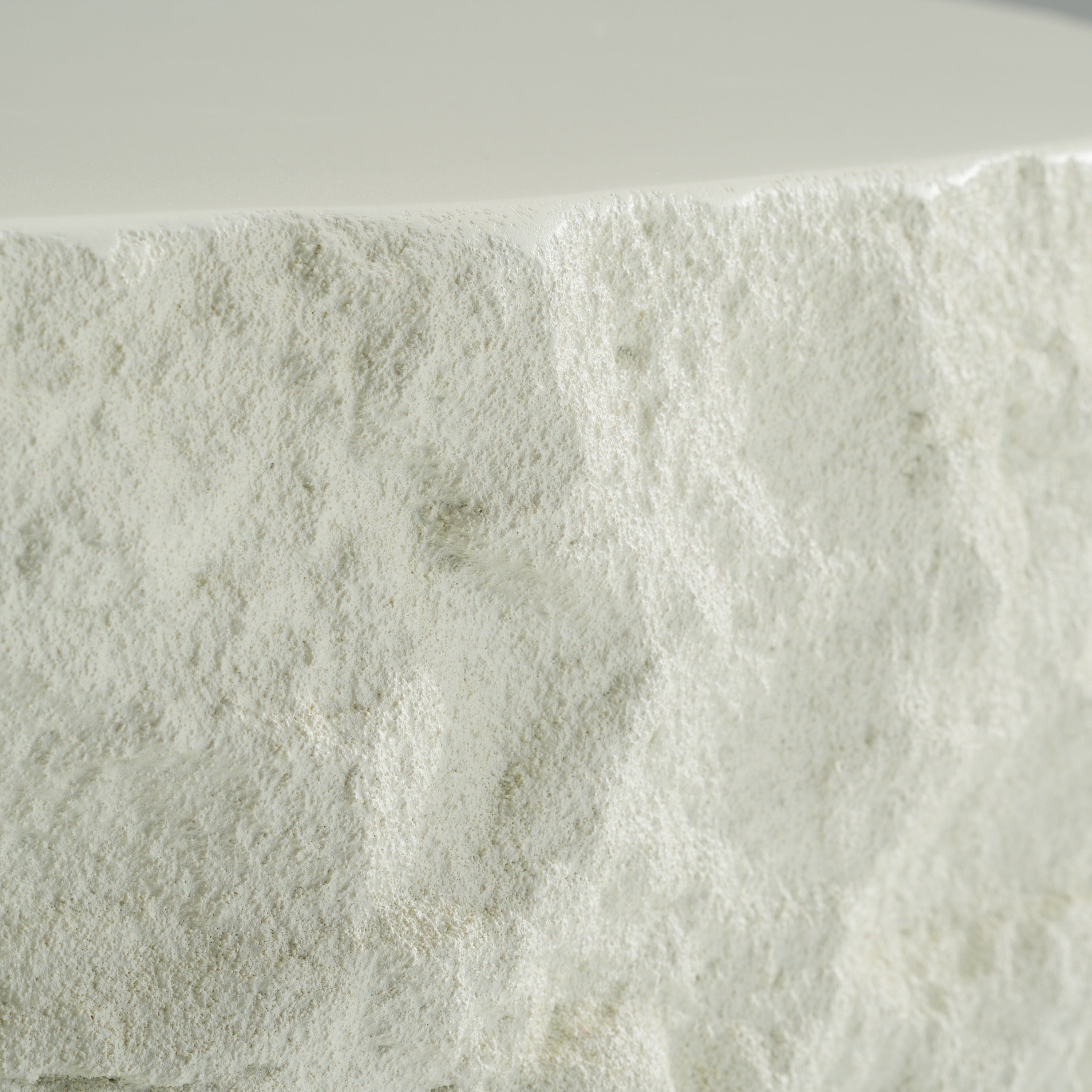 Quarry - Modern Off-White Round Coffee Table