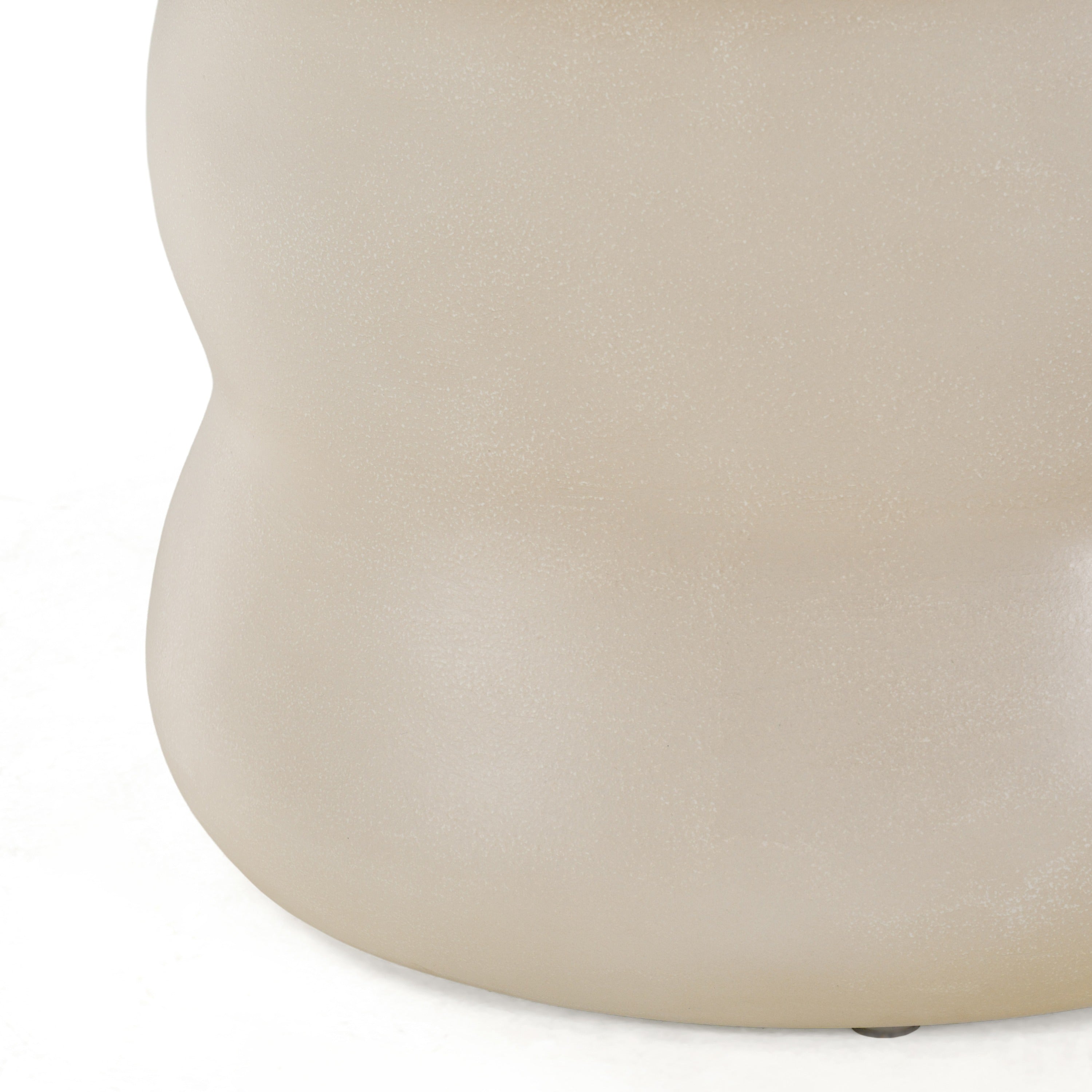 Sosso - Modern Beige Round Fiberform Dining Table