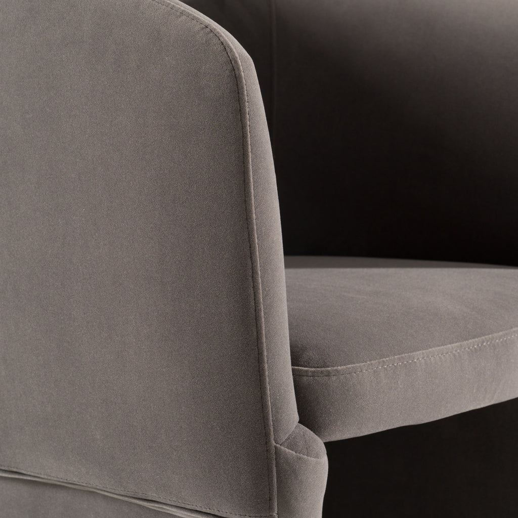 Vassar - Modern Velvet Dining Chair