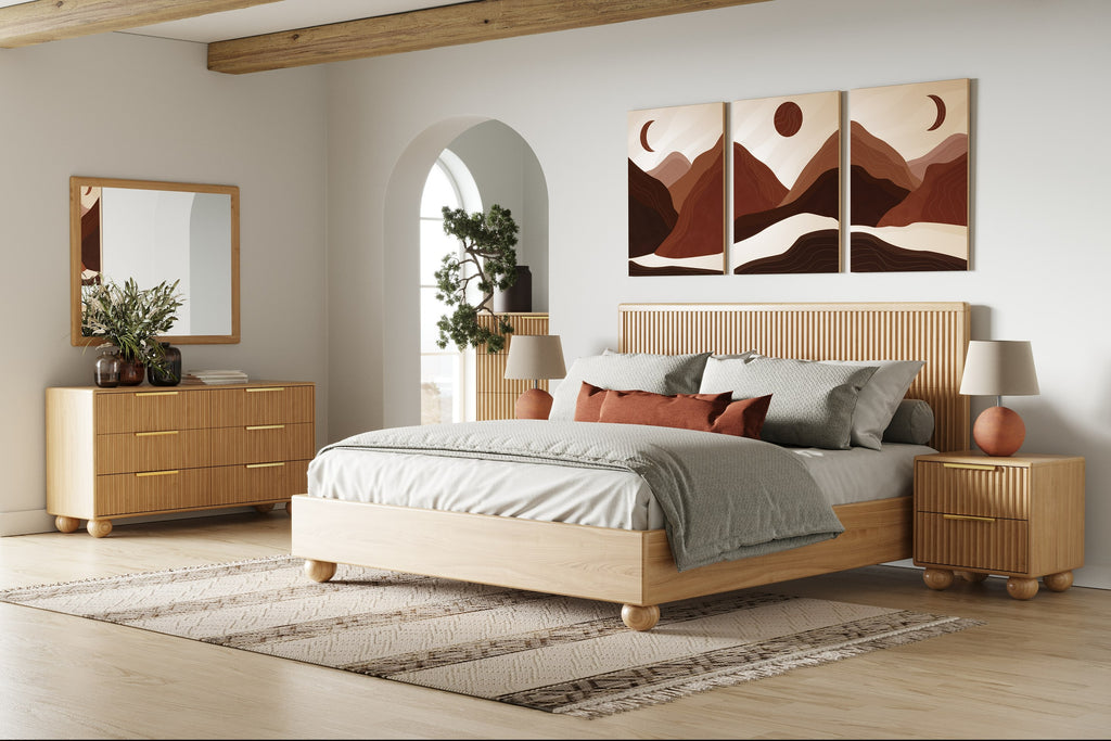 Queen Winters - Modern Natural Oak Bed - Modern Natural Oak Bed